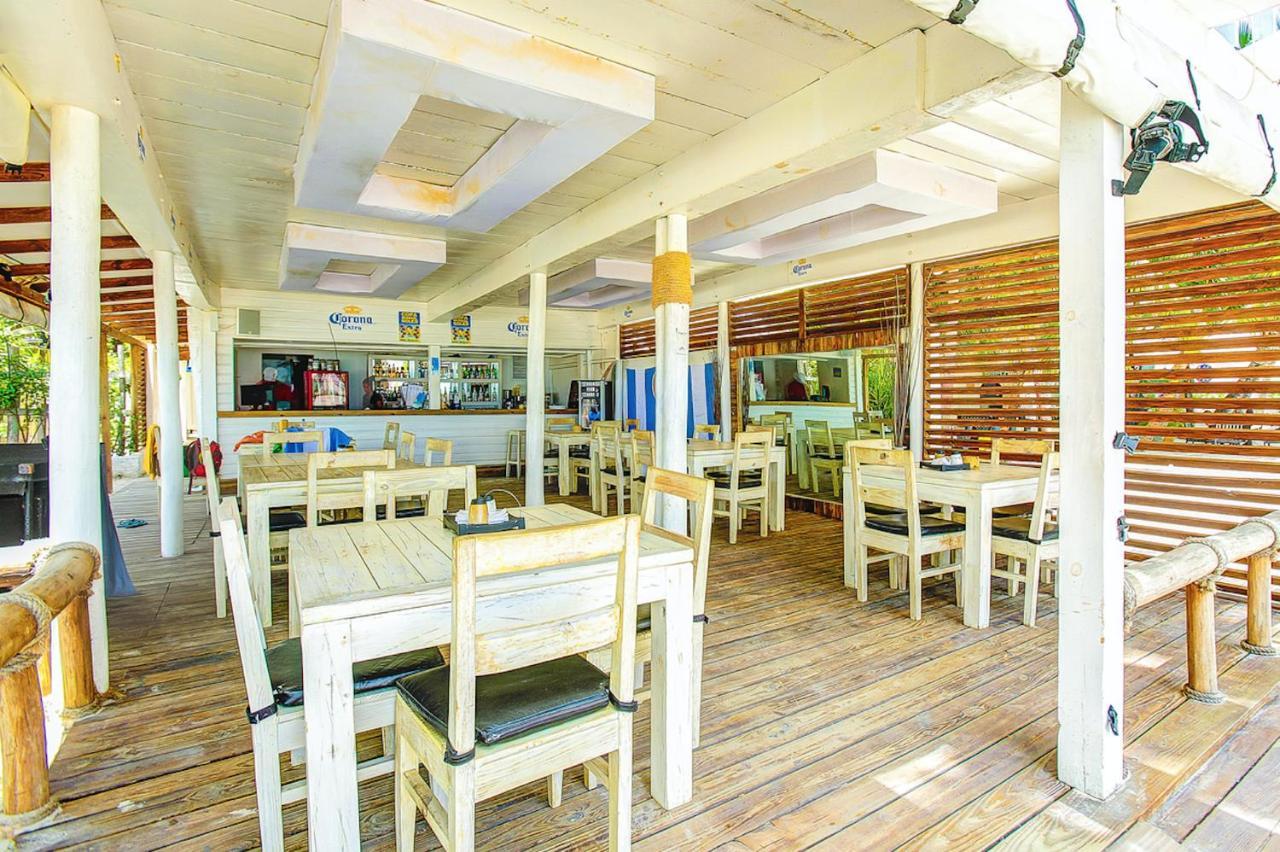 Aventura Village Los Corales Beach And Spa Пунта-Кана Экстерьер фото